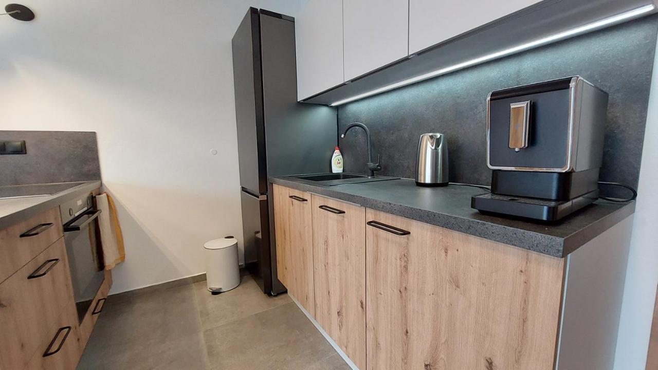 Apartmány Jura Nová Pec Esterno foto