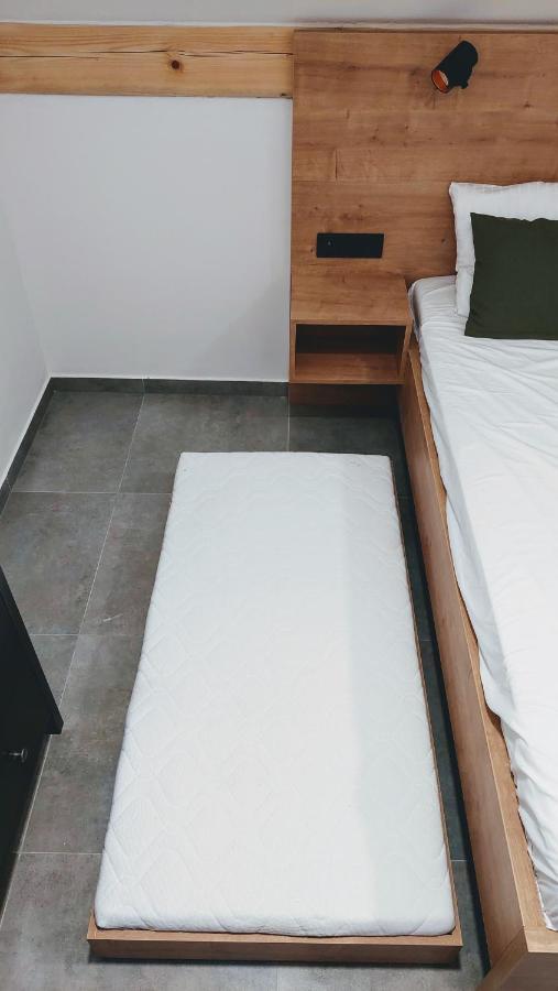 Apartmány Jura Nová Pec Esterno foto