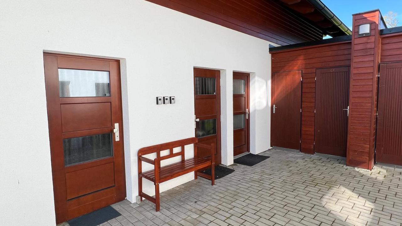 Apartmány Jura Nová Pec Esterno foto